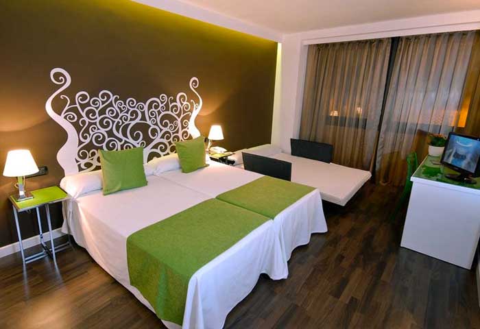 HOTEL_TERUEL_PLAZA_4PAX