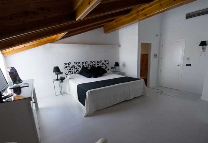 HOTEL_TERUEL_PLAZA_SUITE_01
