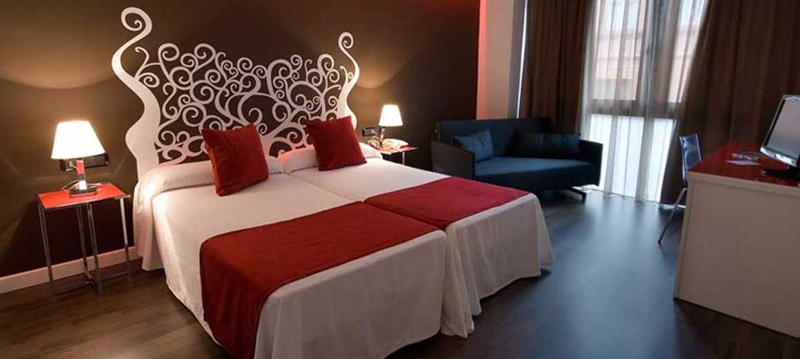 Hotel Teruel Plaza dispone de 18 habitaciones de todos los tamaños perfectamente equipadas.